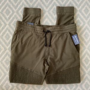 American Rag Olive Green Mens Jogger Size XL NWT